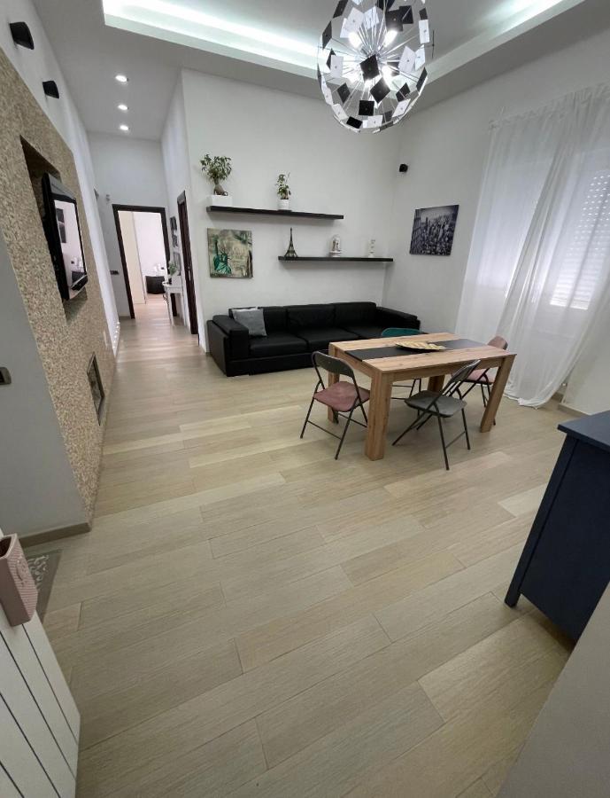 Casa Vacanza Pucchiell Apartment Naples Exterior photo